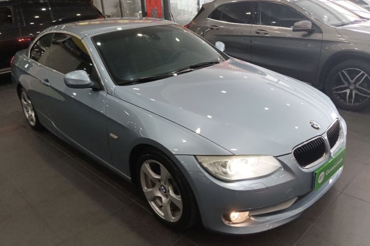 Used BMW 3 Series 2011 320i Convertible Coupe
