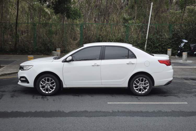 Used Geely Auto Vision 2018 1.5L Automatic Happiness Edition Exterior 6