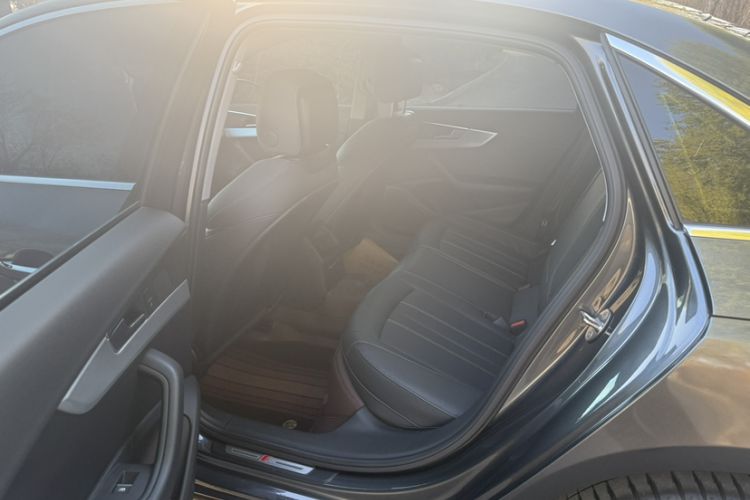 Used Audi A4L 2020 40 TFSI Fashion Dynamic Model Interior 1