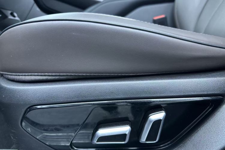 Used Wey Mocha 2021 2.0T Two-Wheel-Drive Ultra-Strong Version