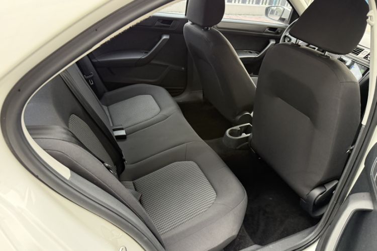 Used Volkswagen Santana 2019 1.5L Manual Fashion Edition China VI Standard Interior 11