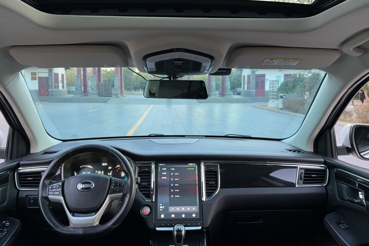 Used SWM G05 2019 2.0L Manual Luxury Edition