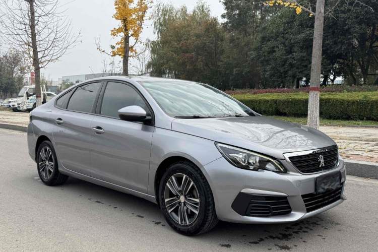 Used Peugeot 308 2016 1.6L Manual Fashion Edition
