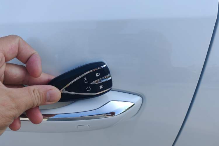 Used Changan UNI-Z 2025 1.5T Premium Edition