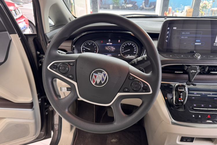 Used Buick GL8 2023 Land Executive Class Smart Enjoyment Model
