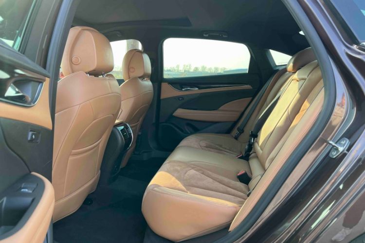 Used Buick LaCrosse 2016 28T Luxury Version Interior 2