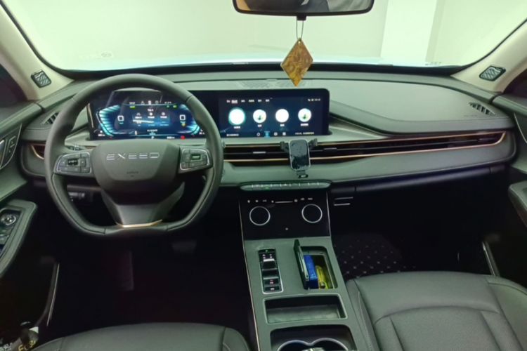 Used EXEED Zhuifeng C-DM 2022 1.5 TCI-DHT 105 km "Chengfeng Qi" Edition
