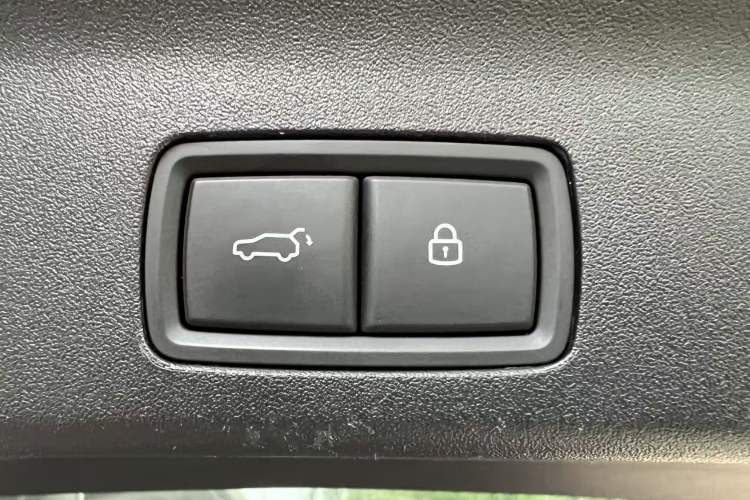 Used Li Auto L9 2025 Ultra Smart Refreshed Edition Interior 11