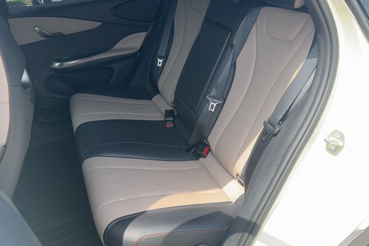 Used BYD Dolphin 2023 420 km Fashion Edition
