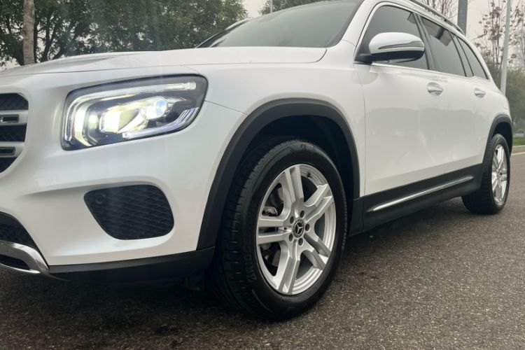 Used Mercedes-Benz GLB 2020 Updated GLB 200 Dynamic Edition Exterior 6