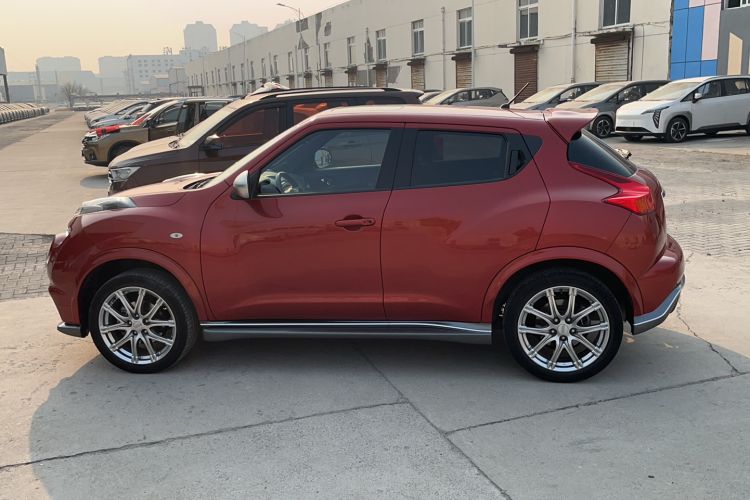 Used Infiniti ESQ 2014 1.6L Spontaneous Edition