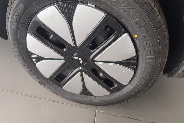 Used Wuling Bingo S 2025 Model 325km Deluxe Edition