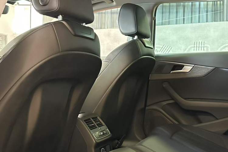 Used Audi A4 2019 45 TFSI allroad quattro Fashion Edition