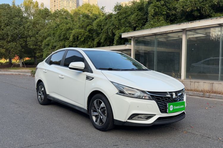 Used Luxgen S3 2016 1.6L CVT Flagship Edition
