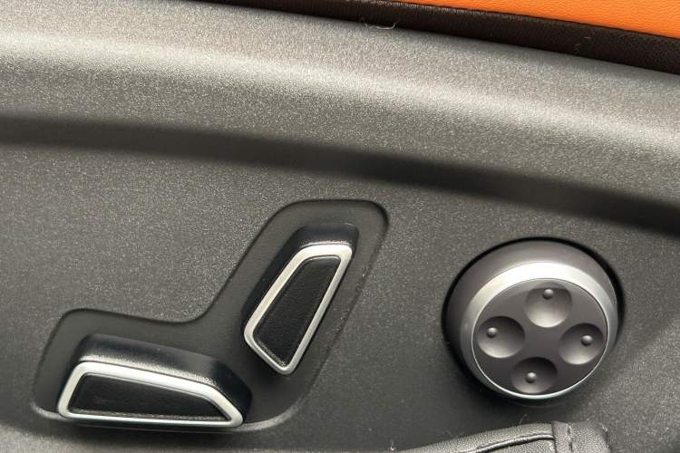 Used CHANGAN UNI-V 2024 1.5T Prestige Sport Edition
