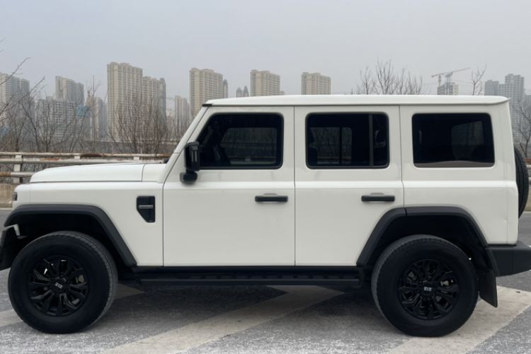 Used 212 T01 2024 2.0T Mechanic
