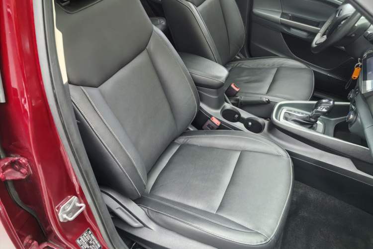 Used Ford Escort 2015 1.5L Automatic Fashion Model