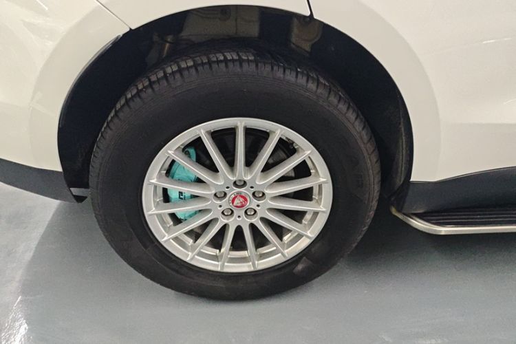 Used Jaguar F-PACE 2018 2.0T Two-Wheel Drive Urban Deluxe Edition Exterior 3