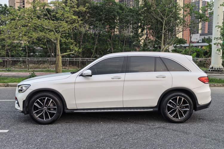 Used Mercedes-Benz GLC 2020 GLC 300 L 4MATIC Dynamic Edition Exterior 10
