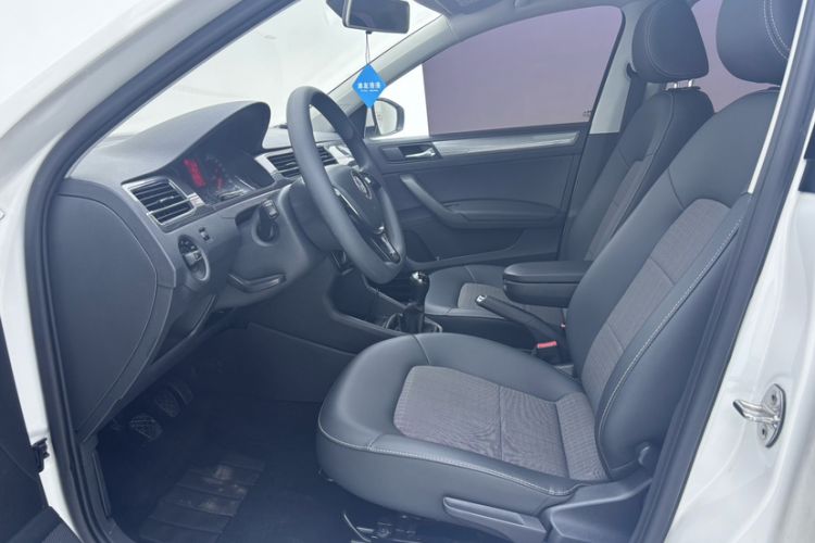 Used Volkswagen Santana 2018 1.5L Manual Comfort Edition
