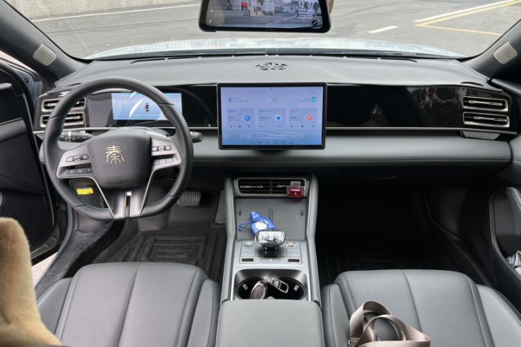 Used BYD Qin L 2024 DM-i 120KM Leading Model Interior 1