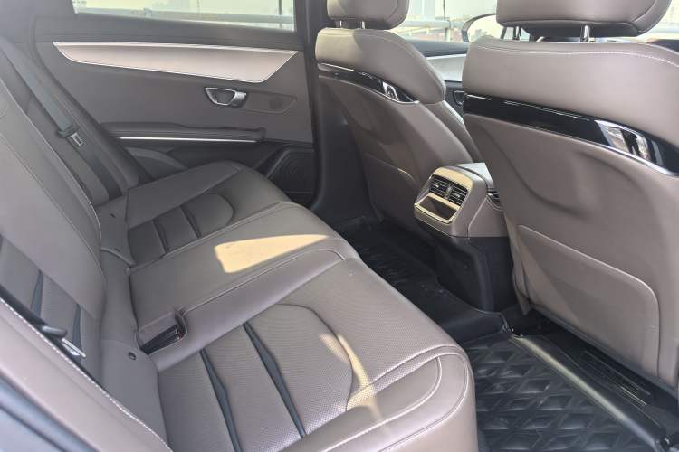 Used BYD Han 2021 EV Standard Range Luxury Model Interior 5