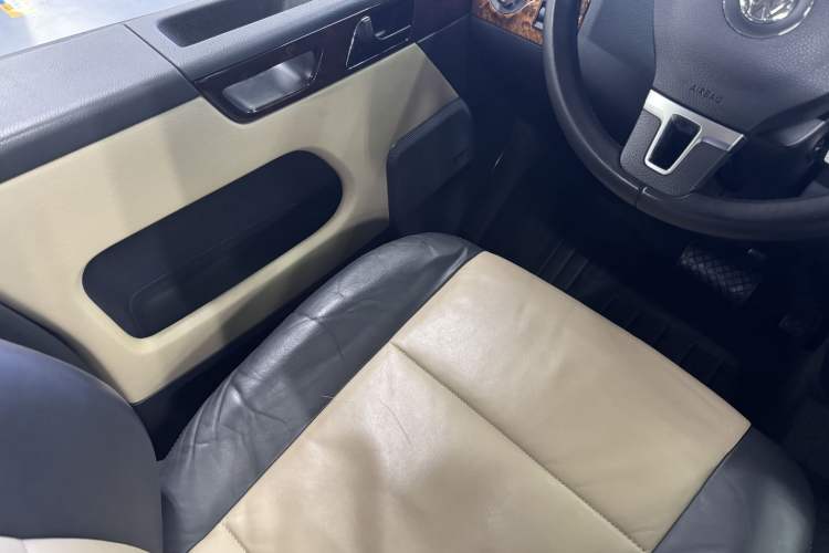 Used Volkswagen Multivan 2012 2.0 TSI Four-Wheel Drive Deluxe Edition