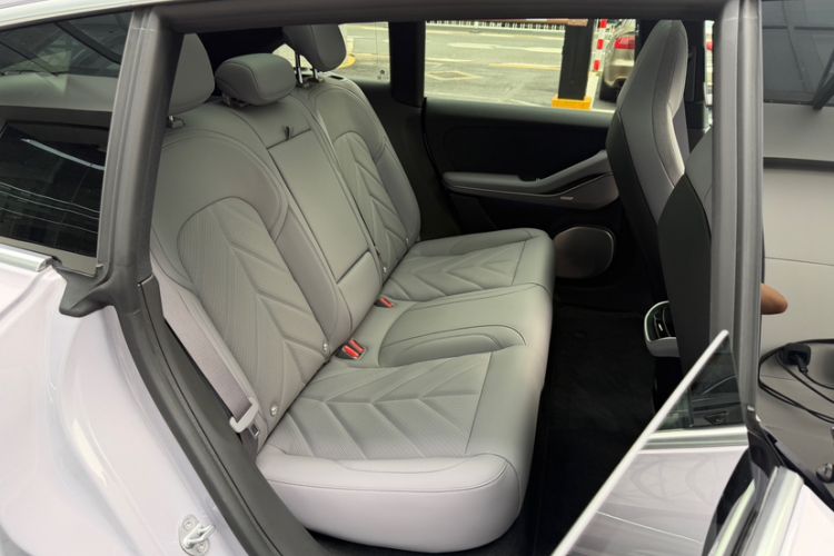 Used Nio ET5T 2025 75 kWh Touring Interior 1