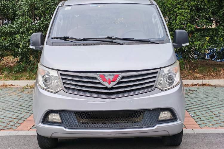 Used Wuling Zhengcheng 2015 1.8L Comfort Model LJ479QE2