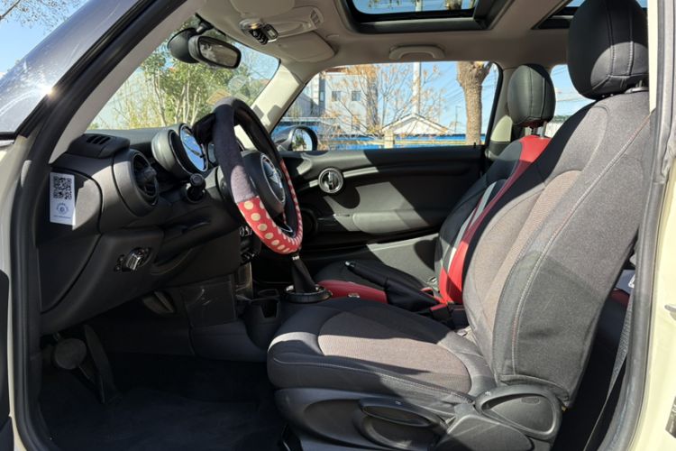 Used MINI MINI 2014 1.5T COOPER Fun