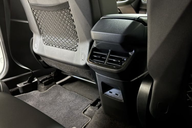 Used Lynk & Co 06 2023 Remix 1.5T JinPro Interior 6