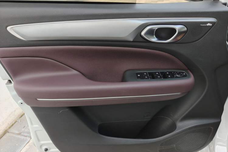 Used GAC Trumpchi M6 2023 PRO 270T DCT Luxury Edition