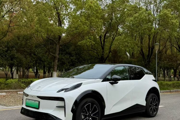 Used Zeekr X 2023 Rear-Drive YOU Edition 4 Seats