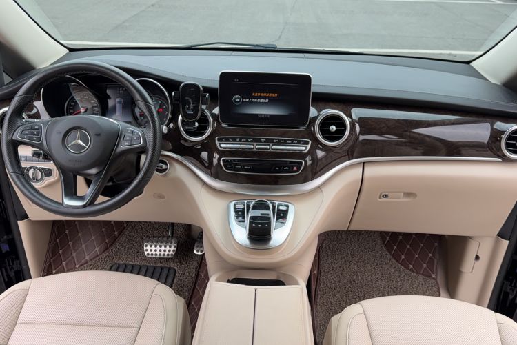 Used Mercedes-Benz V-Class 2018 V 260 Prestige Edition China VI