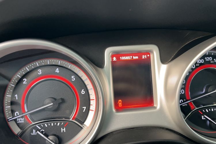 Used Dodge Journey 2013 2.4L Two-Wheel Drive Luxury Version