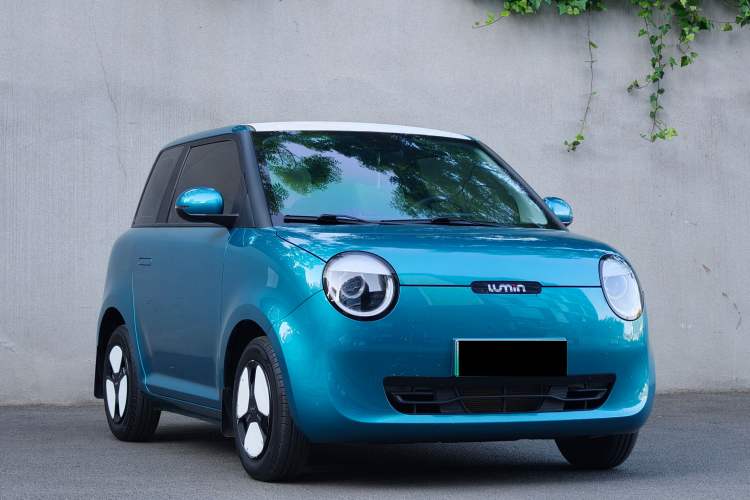 Used CHANGAN NEVO Lumin 2022 301km Honey-Sweet Version
