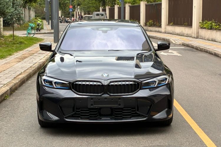Used BMW 3 Series 2025 330Li M Sport Shadowline Package
