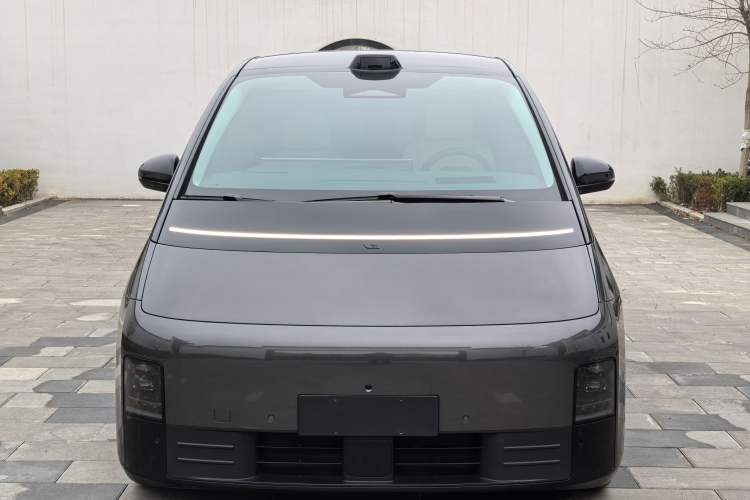 Used Li Auto MEGA 2024 Ultra Model