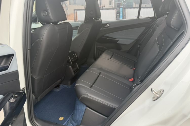 Used Volkswagen ID.4 X 2025 Smart Version Pure & Intelligent Enjoyment Edition