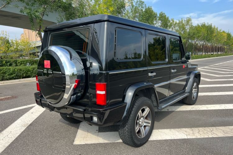 Used BAIC Off-Road BJ80 2017 2.3T Automatic 90th Anniversary Edition
