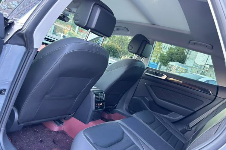 Used Volkswagen FAW-Volkswagen CC 2023 Hunting Vehicle 380TSI Hunter's Heart Edition