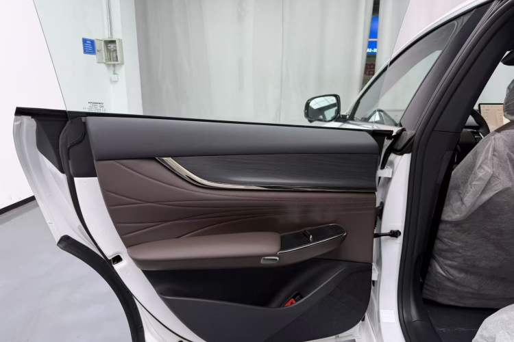 Used CHANGAN NEVO A07 2025 Range-Extended "True Fragrant" Edition 230 Premium Version