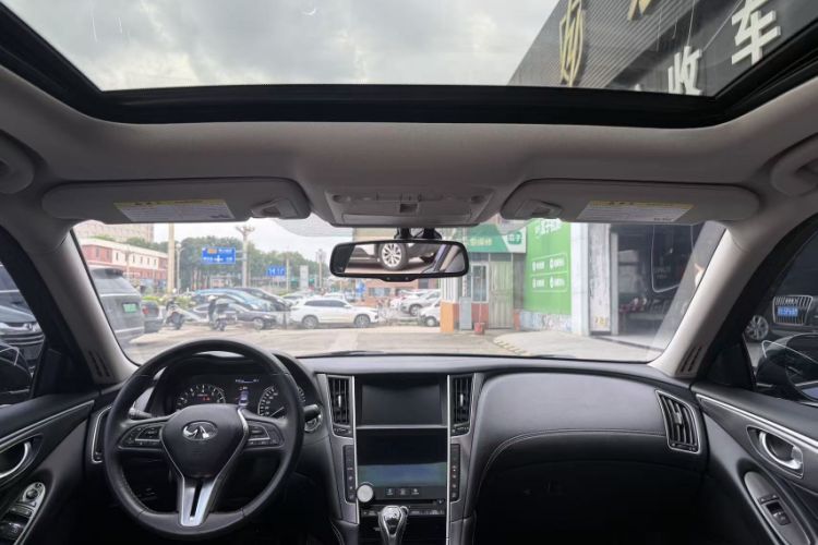 Used Infiniti Q50L 2018 2.0T Enjoyment Version China V Standard Interior 3
