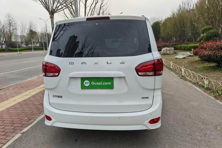 Used SAIC MAXUS G10 2023 2.0T Manual Multi-Function Version Diesel 7/8/9 Seats