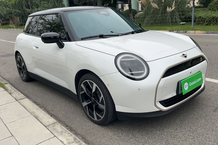 Used MINI Electric MINI COOPER 2024 452km COOPER SE Artist

