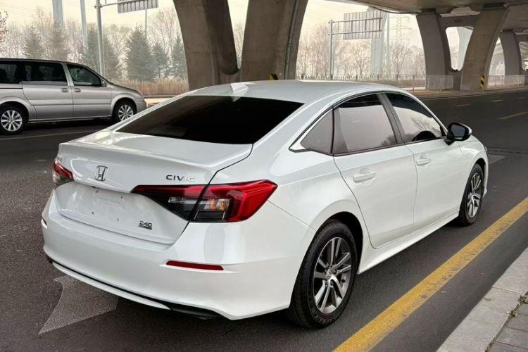 Used Honda Civic 2023 240TURBO CVT Dynamic Edition
