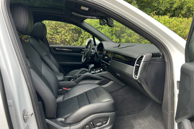 Used Porsche Cayenne E-Hybrid 2023 Cayenne E-Hybrid 2.0T Platinum Edition

