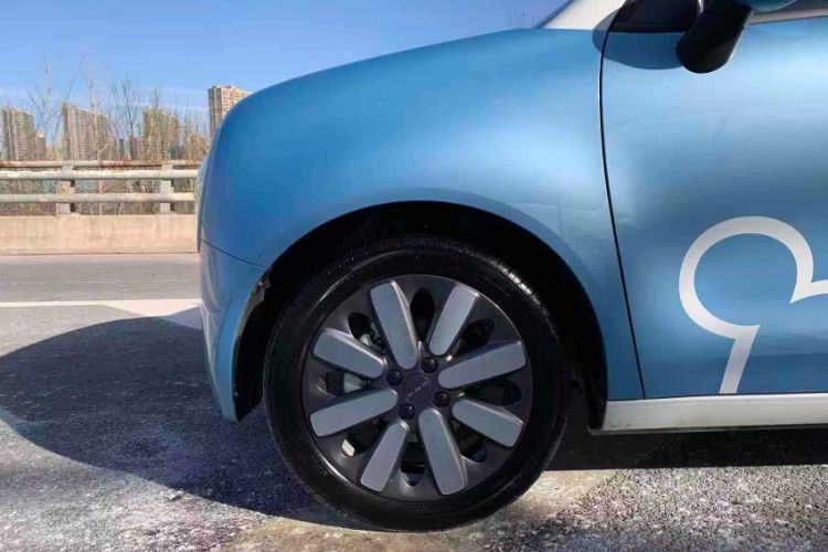 Used ORA Black Cat 2019 351 km Family Edition