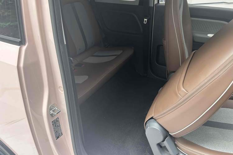 Used Wuling Hongguang MINIEV 2022 GAMEBOY 300km Enthusiast Model with Lithium Iron Phosphate