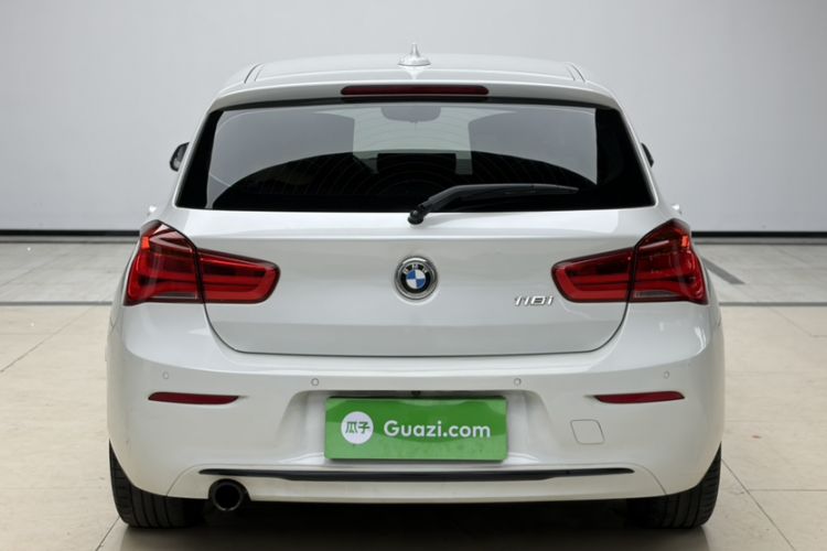 Used BMW 1 Series 2018 118i Sport Design Package Exterior 5